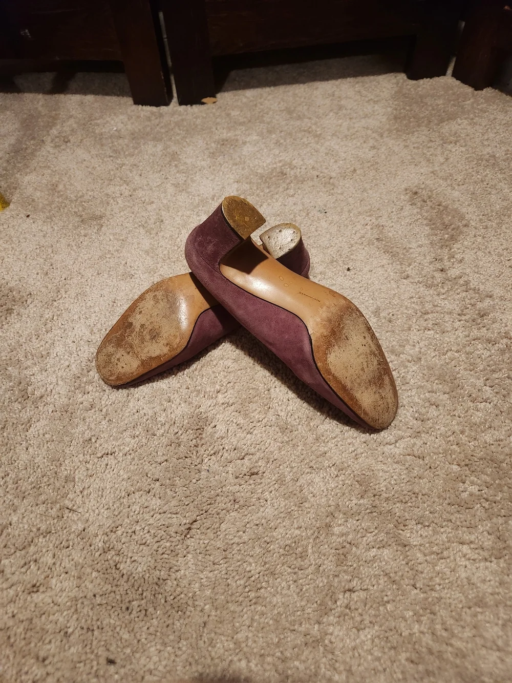 Salvatore Ferragamo Mauve Suede Ballet Flats with Bow Detail